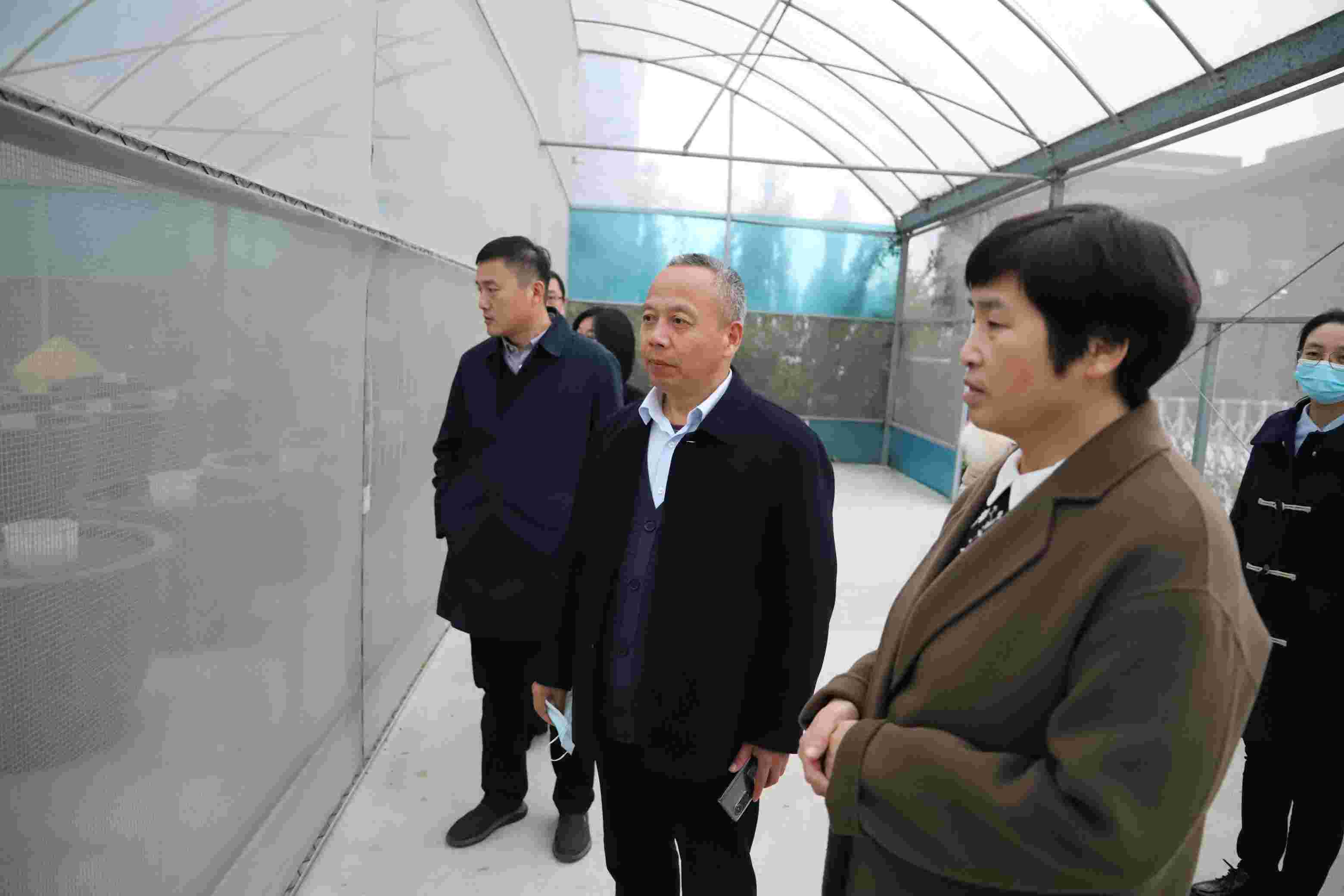 市發(fā)改委調(diào)研組到正信味業(yè)考察服務(wù)業(yè)發(fā)展情況